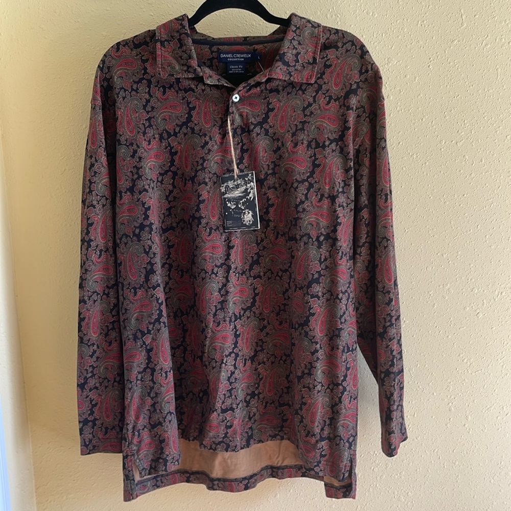 Men’s pullover shirt